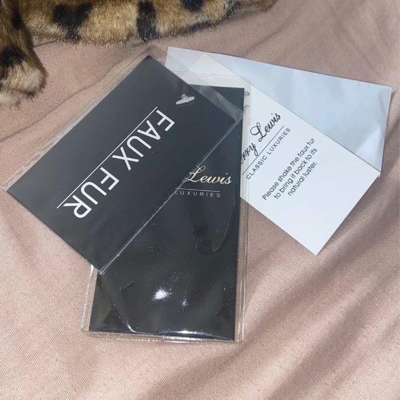 Faux Fur Mini Jacket - Picture 4 of 4